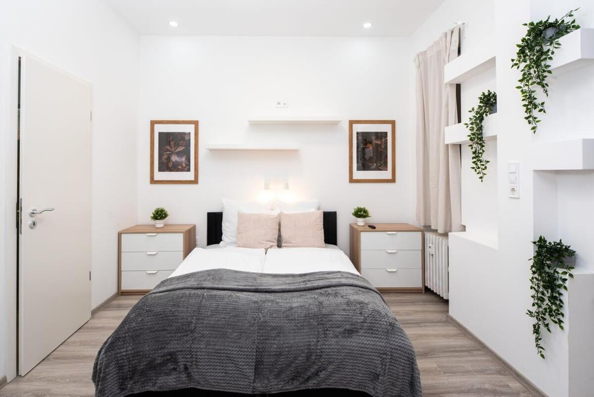 Extra Central - New - Charming Studio Budapest Esterno foto